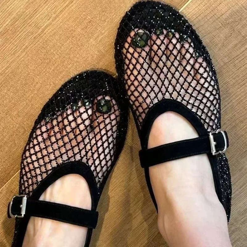 Hollow Rhinestone Baotou Sanda - Mule Slip On ulasan dan harga
